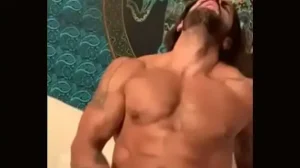 Alejandro tatuado argentino amateur