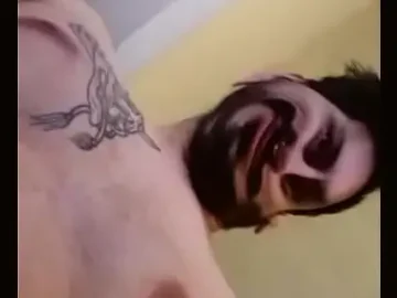 argentino tatuado y consumidor de merca con la pinga bien erecta 1734266555