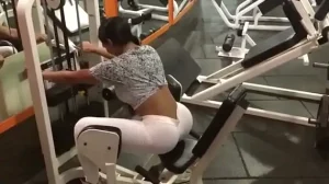 Armenian Bubble Butt Tight Spandex Showing Camel Toe In Gym