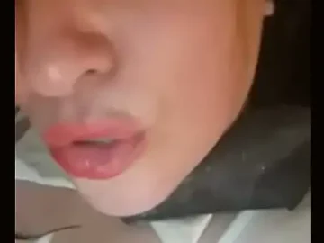 madura argentina me pide que le de pija y le de mi leche 1734045981